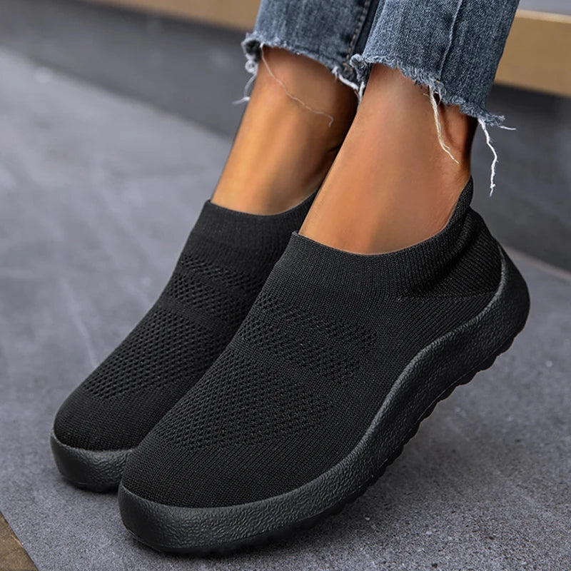 Women Travel Slip on Summer Sport Sneaker Flat Bottom Breathable Comfortable Women Sneakers Slip On Sock Solid Color Women's Running Shoe